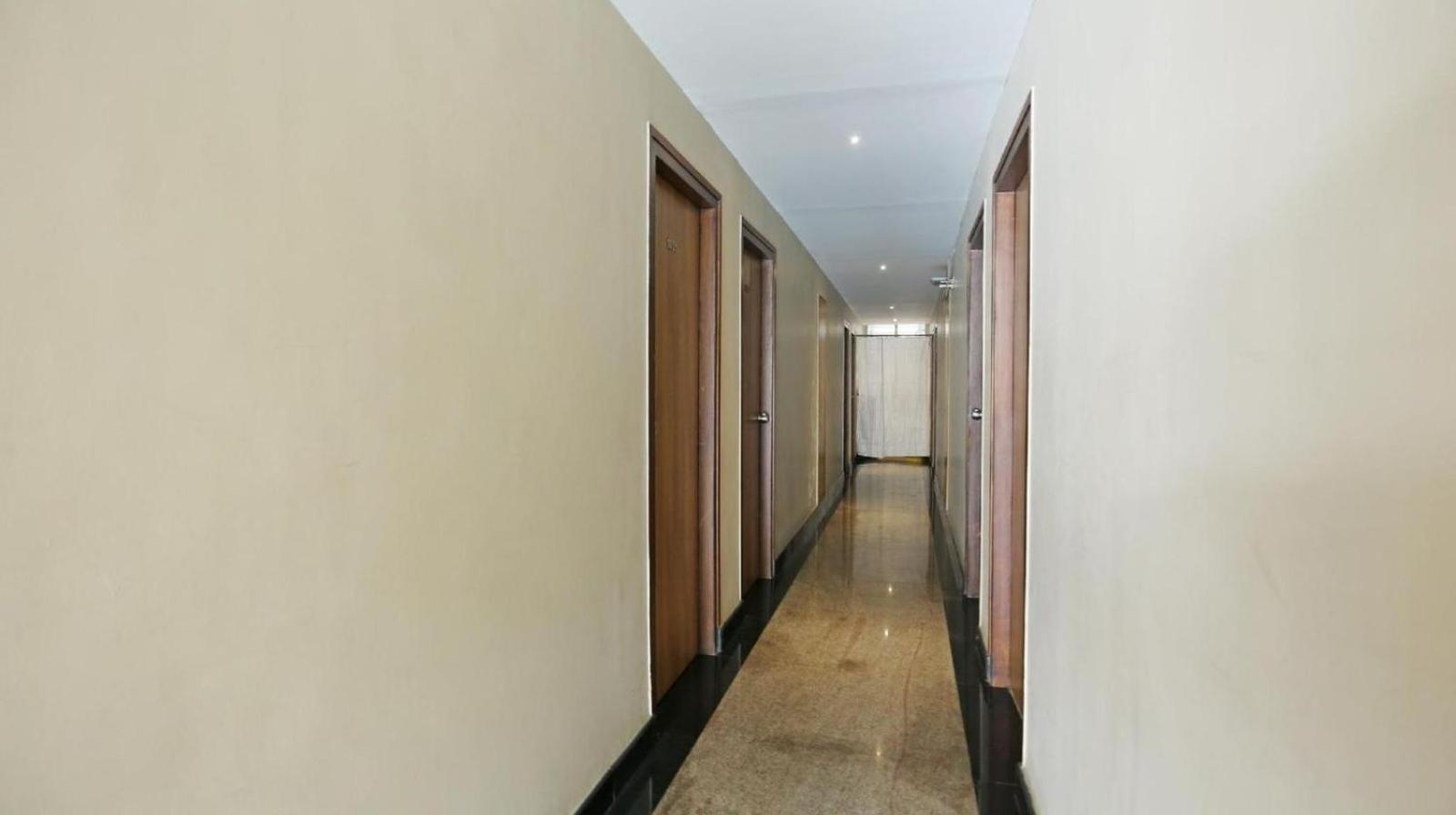 Samasth Rooms And Suits Maisur Dış mekan fotoğraf