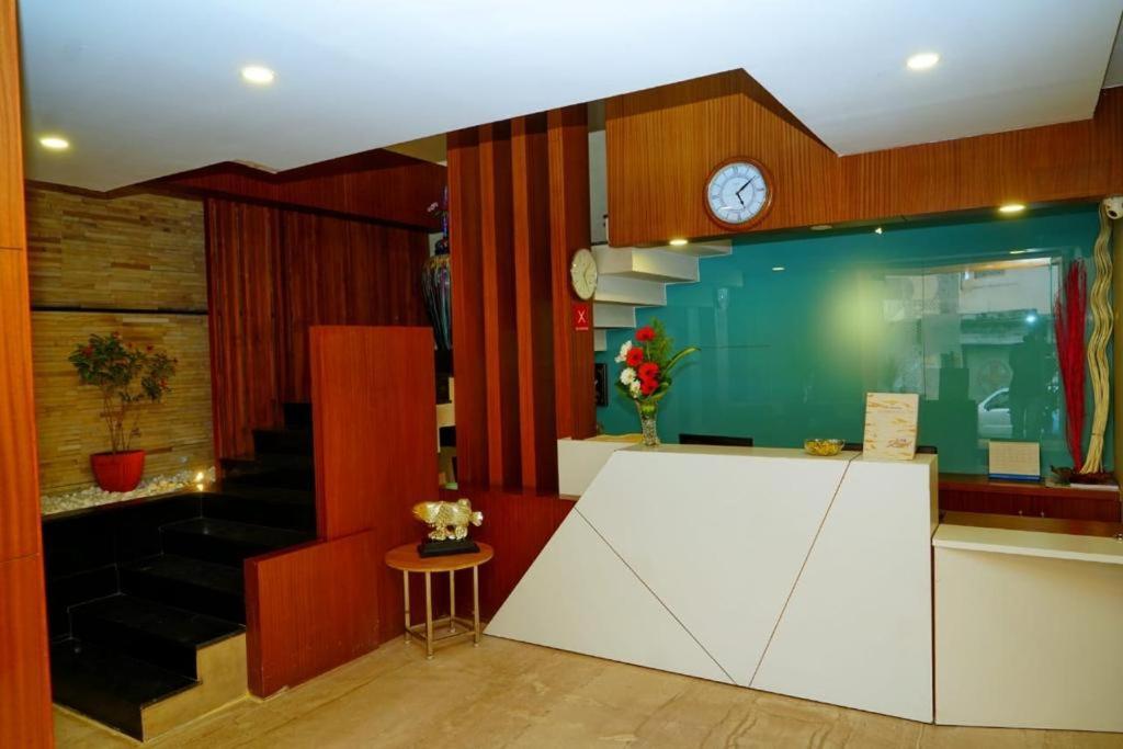 Samasth Rooms And Suits Maisur Dış mekan fotoğraf