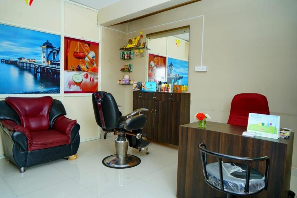 Samasth Rooms And Suits Maisur Dış mekan fotoğraf